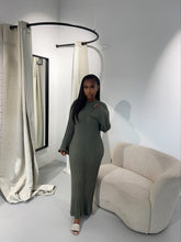 Load image into Gallery viewer, ‘Soumeya’ Dress
