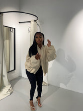 Load image into Gallery viewer, ‘Nayeli’ Oversized jacket
