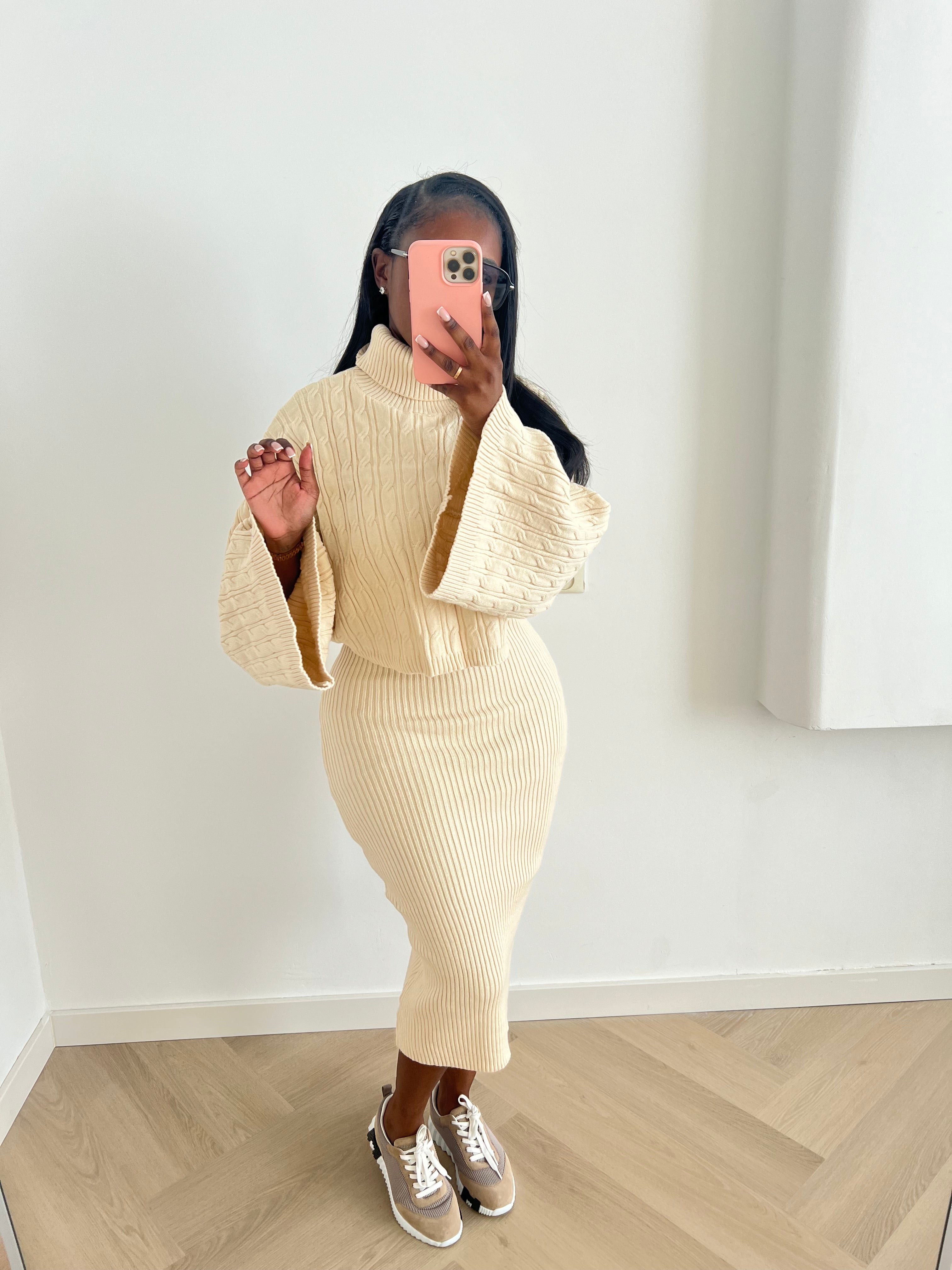 Gina Knitted Dress – Beige