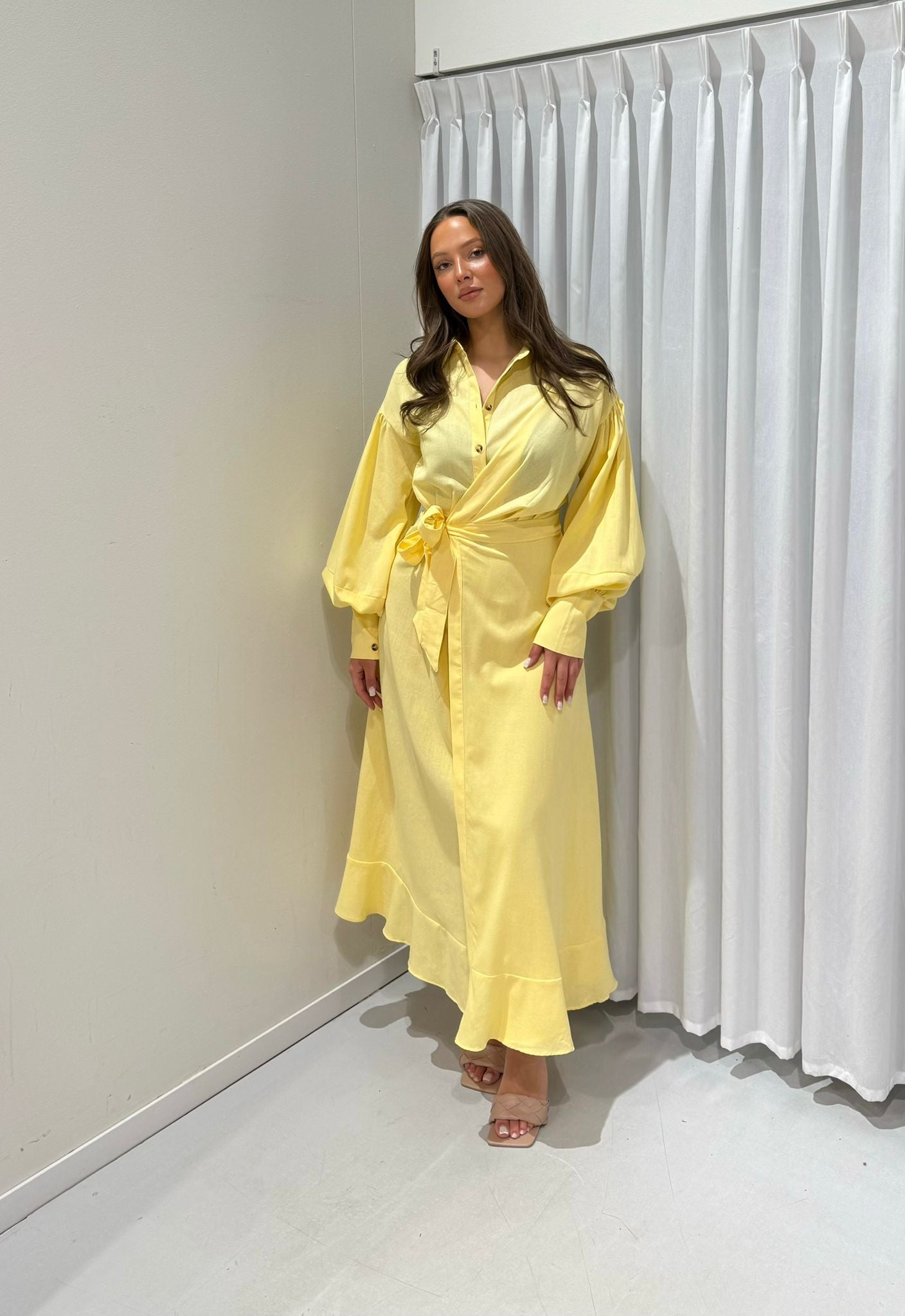 Serena Dress – Butter Yellow