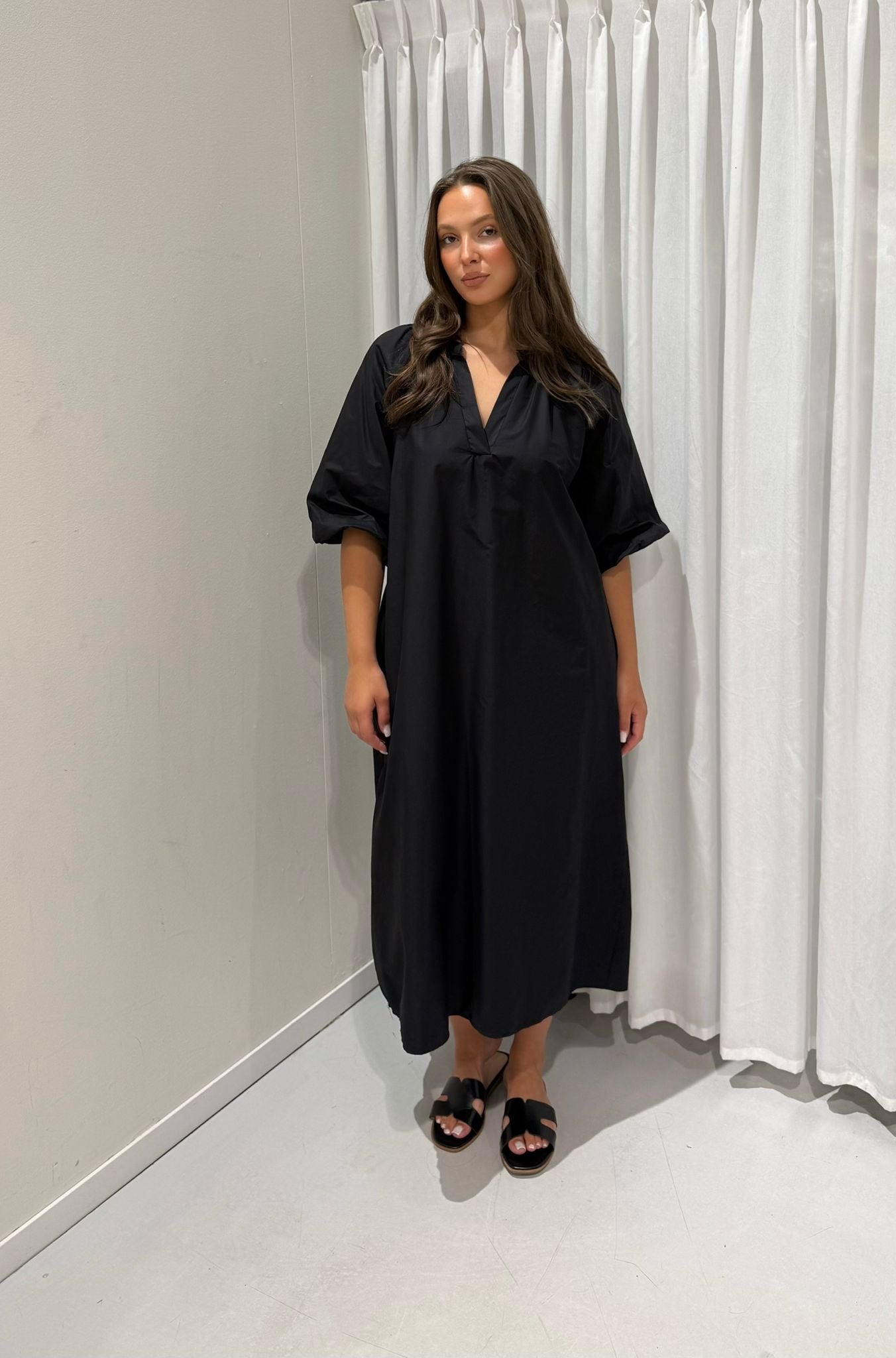Mia Dress – Black