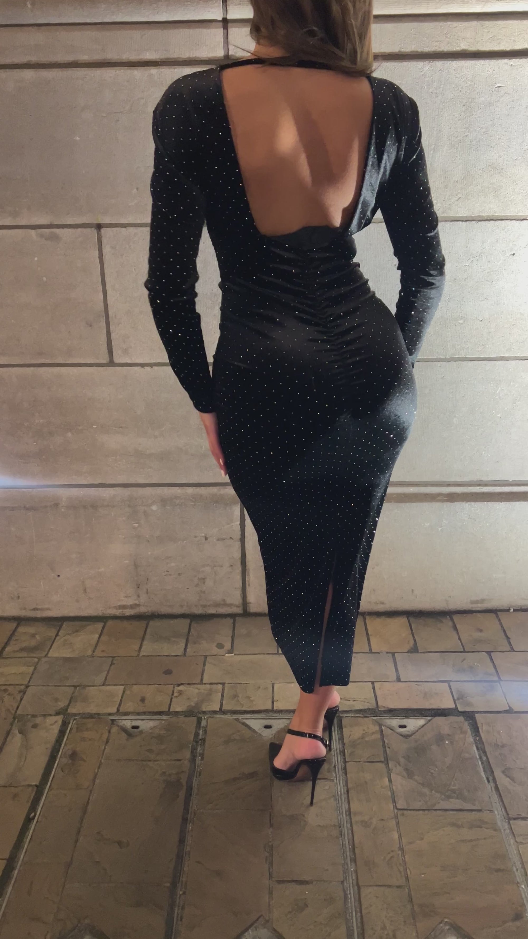 Midnight Allure Midi Dress - Black