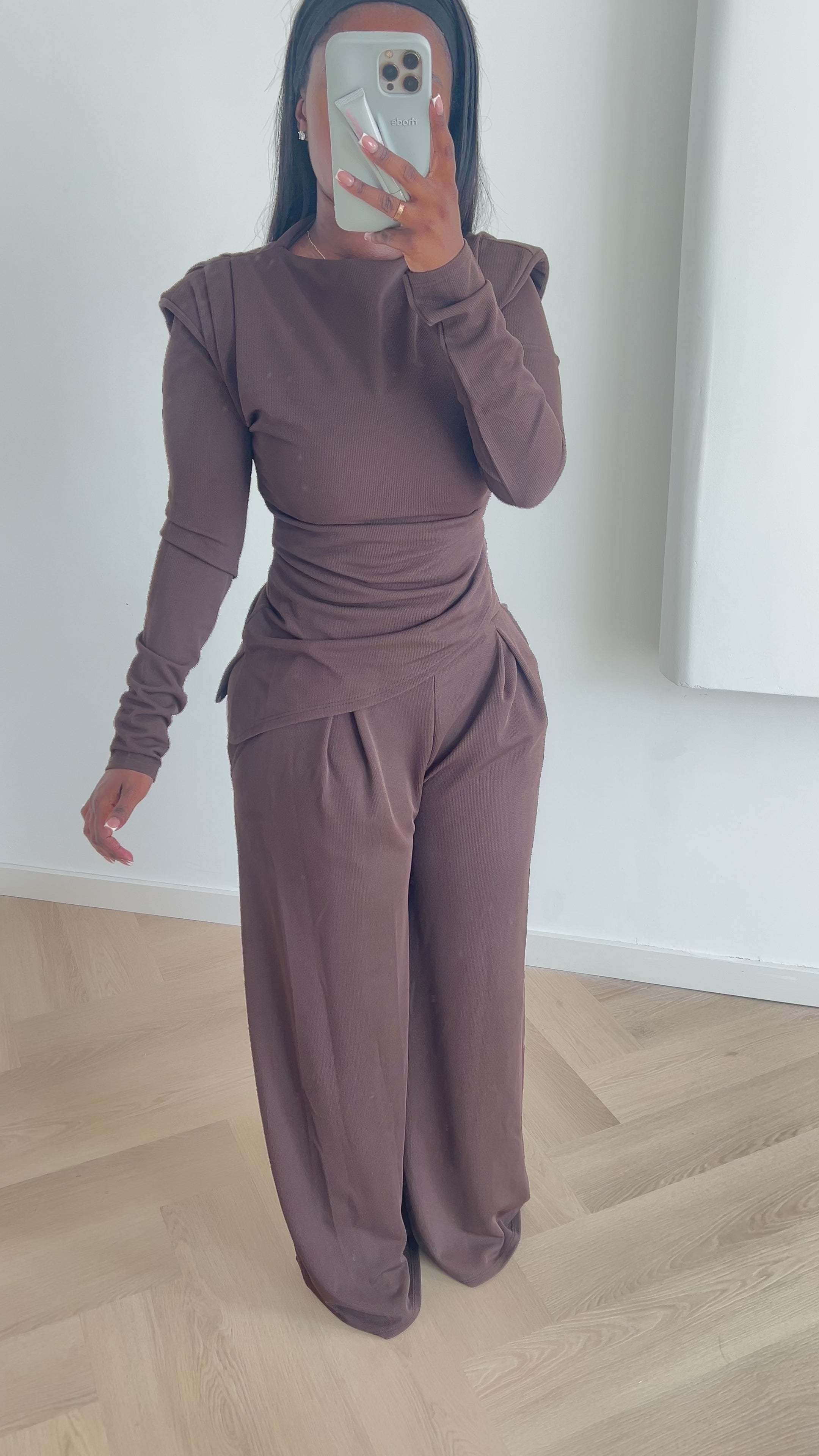 Giselle Set – Dark Brown