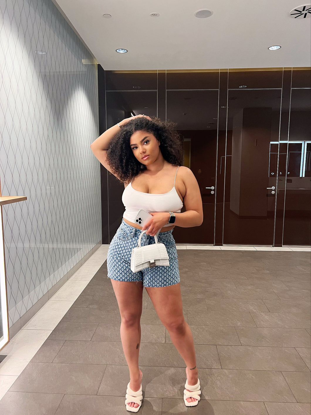 Chrome short